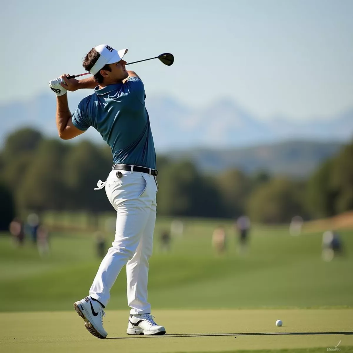 Viktor Hovland Playing Golf